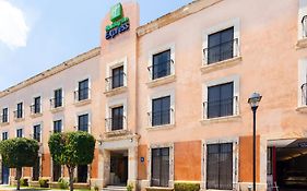 Holiday Inn Express Oaxaca - Centro Historico, an IHG hotel
